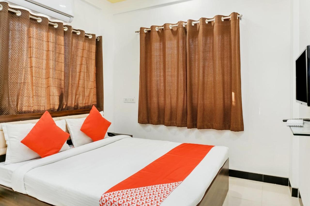 Oyo White Castle Heritage Near Pune Airport Экстерьер фото
